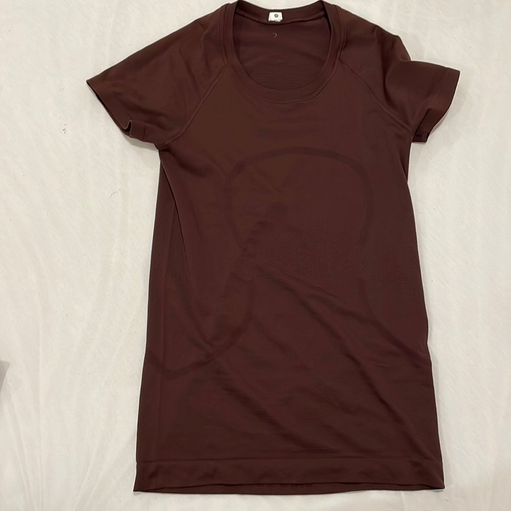 Lululemon Swiftly Tech